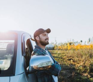 <em>Sebastián V.</em>